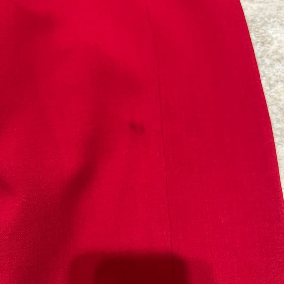 Black Halo Jumpsuit Size 6 Red Strapless Tapered Leg Pockets Evening or Workwear - Picture 7 of 12